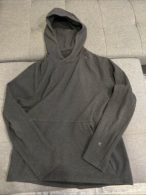 Lululemon Textured Double-Knit
Cotton Hoodie Men’s Size Large Heathered Black